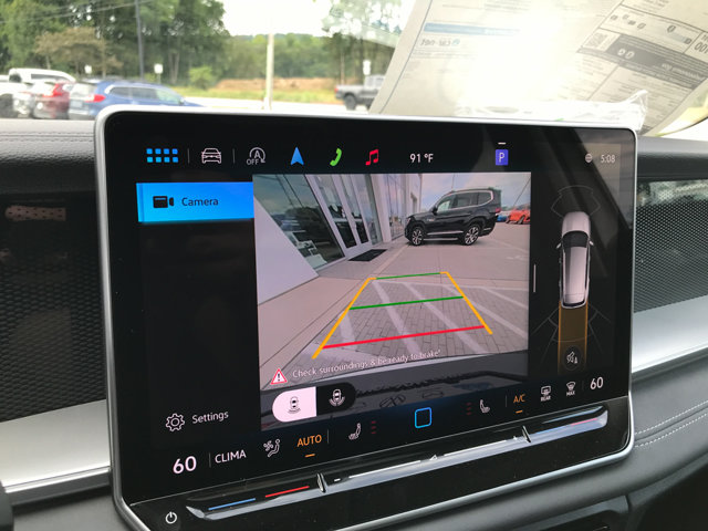 2025 Volkswagen Tiguan SE photo 18