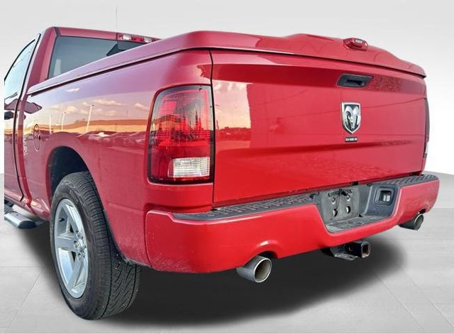 2012 Dodge Ram ST photo 6