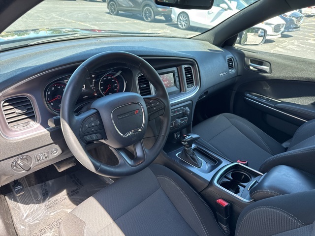 2016 Dodge Charger SE photo 21