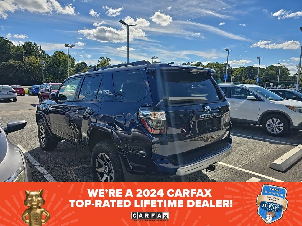 2024 Toyota 4Runner TRD Off-Road photo 3