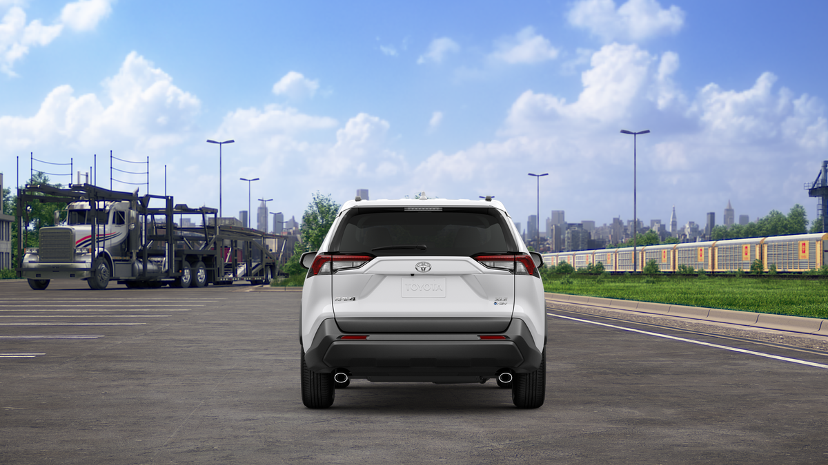 2025 Toyota RAV4 Hybrid XLE photo 8