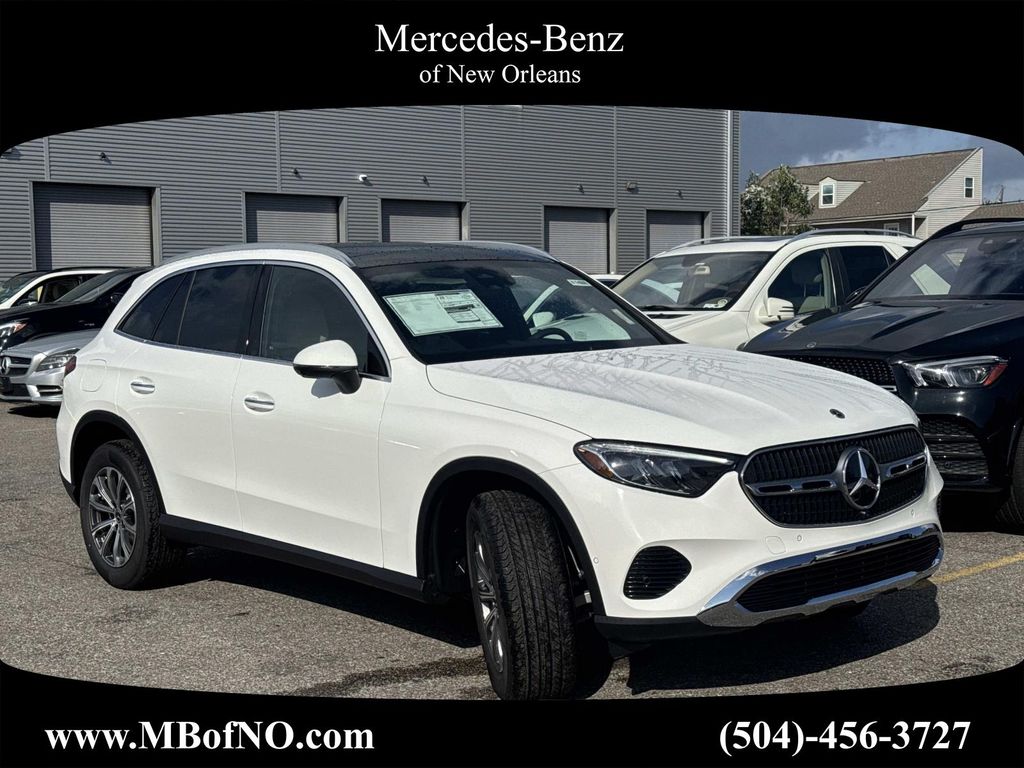2026 Mercedes-Benz GLC Base's photo