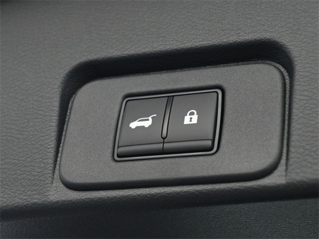 2025 Nissan Rogue Platinum photo 18