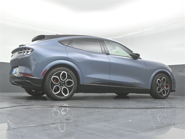 2024 FORD MUSTANG MACH-E - Image 43