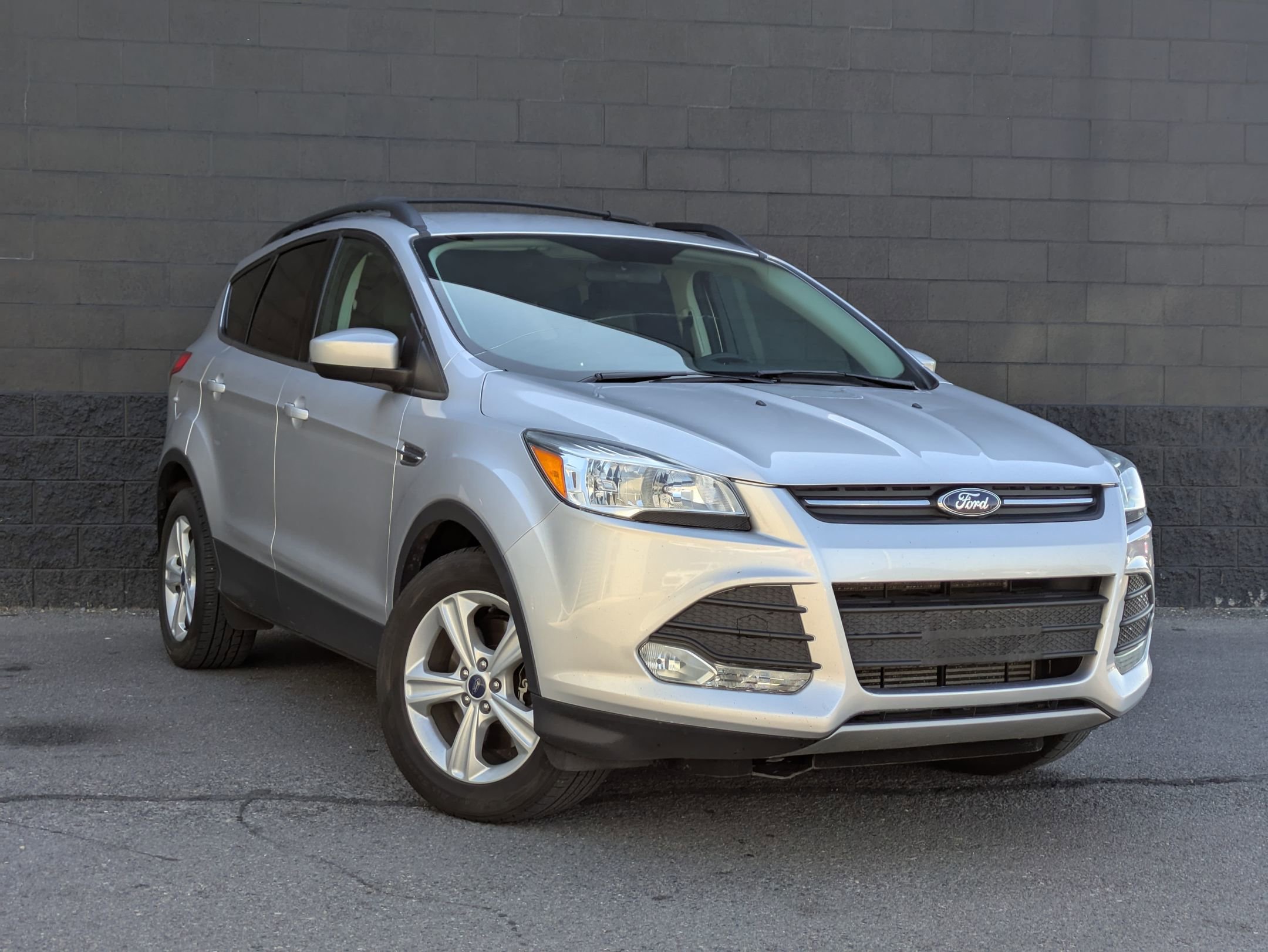 2015 Ford Escape SE photo 3