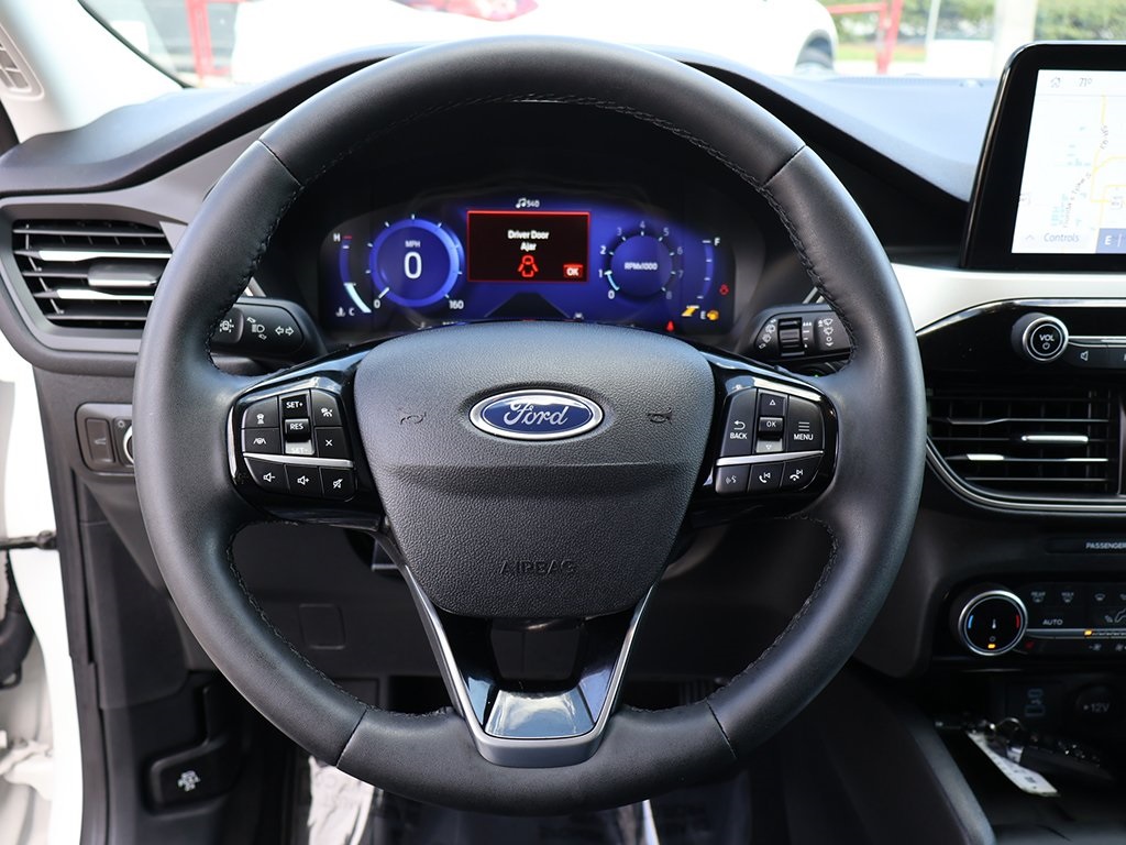 2022 Ford Escape SEL photo 45