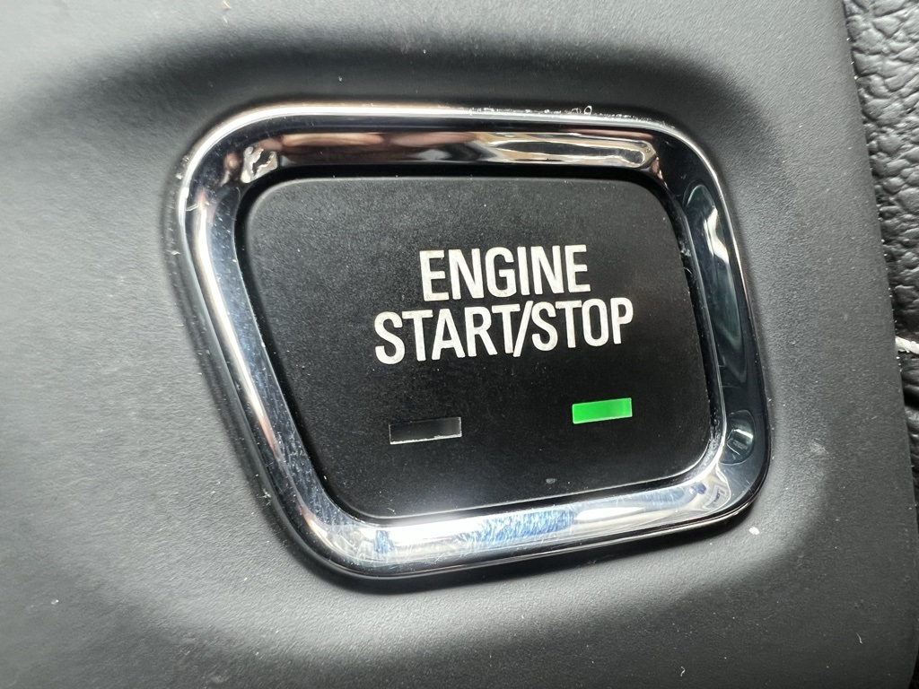 2022 Gmc Acadia SLE photo 15