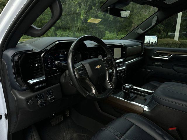 2023 Chevrolet Silverado 1500 photo 4