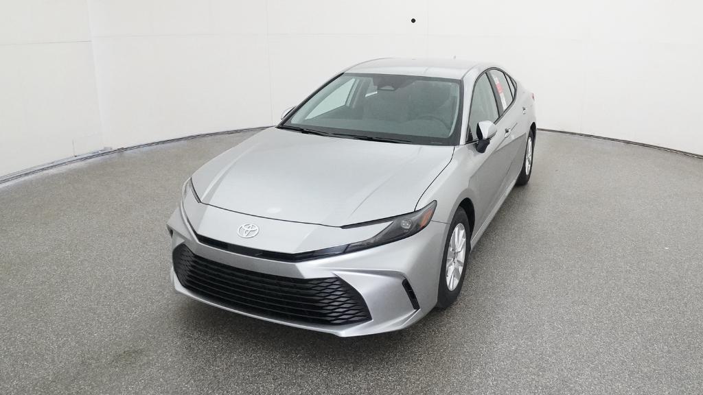 2025 Toyota Camry LE photo 3