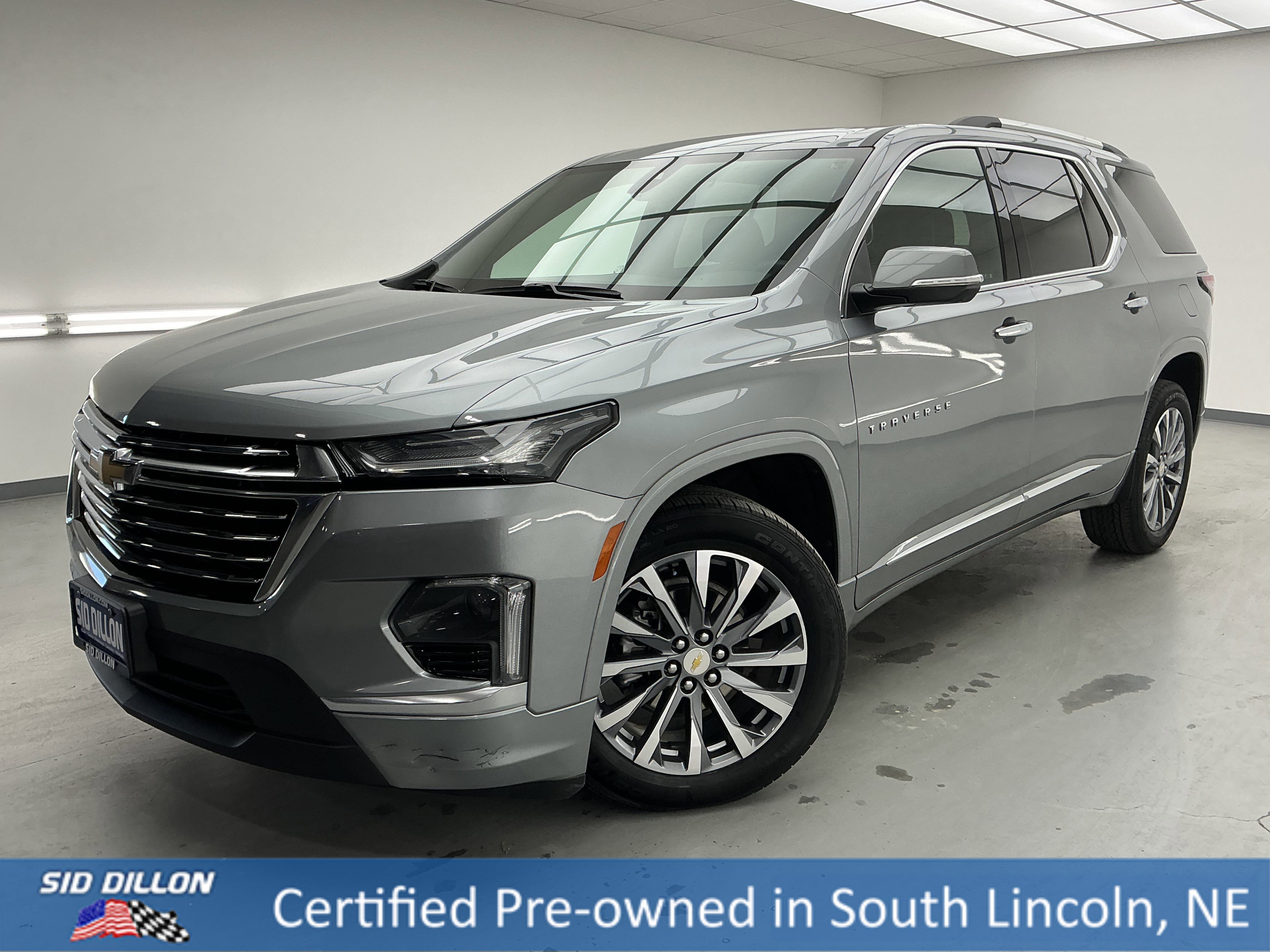 2023 Chevrolet Traverse Premier's photo