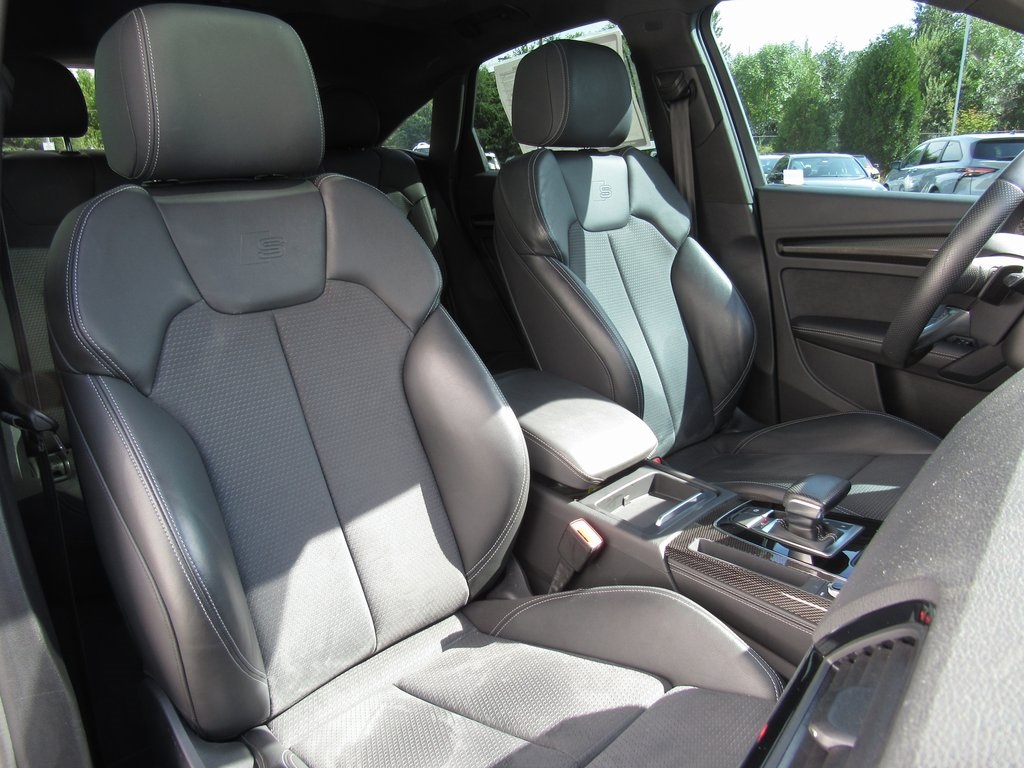 2022 Audi SQ5 Premium Plus photo 18