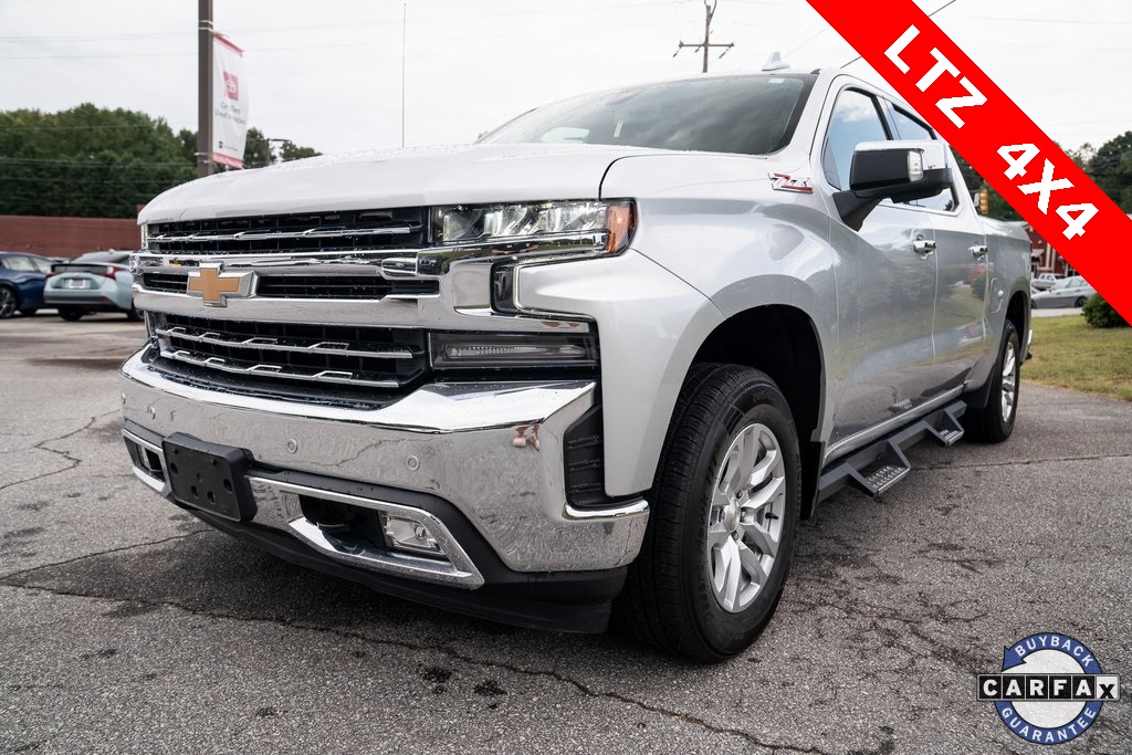 2022 Chevrolet Silverado 1500 LTZ photo 2