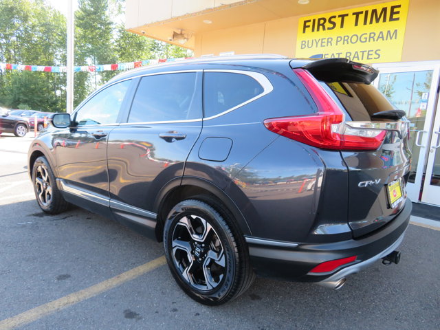 2018 Honda CR-V Touring photo 3