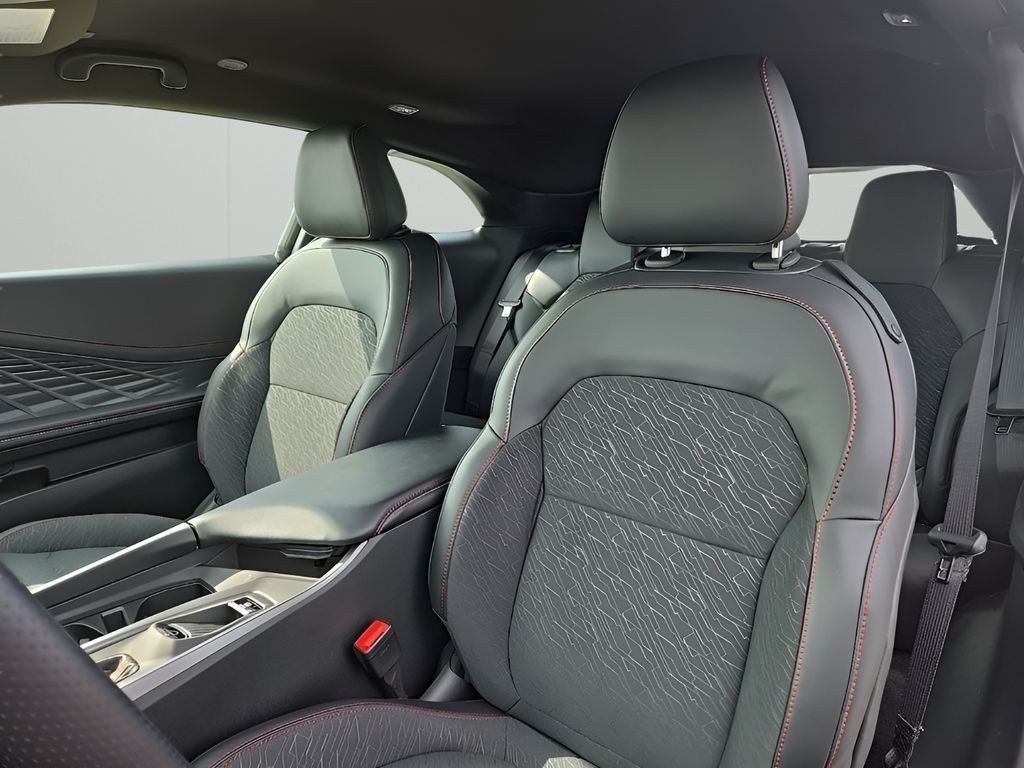 2025 Dodge Charger R/T photo 14