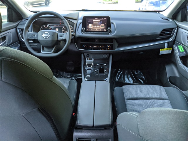 2026 Nissan Rogue SV photo 8