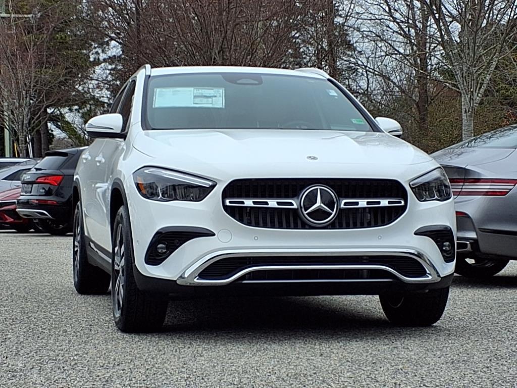 2025 Mercedes Benz GLA 250 photo 2