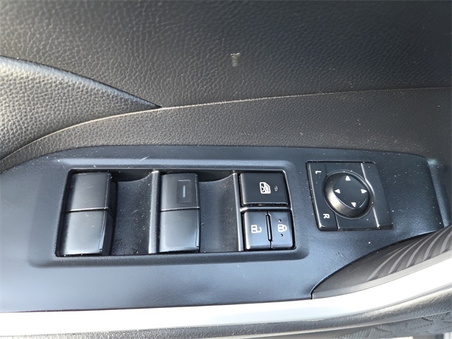 2024 Toyota RAV4 Hybrid LE photo 18