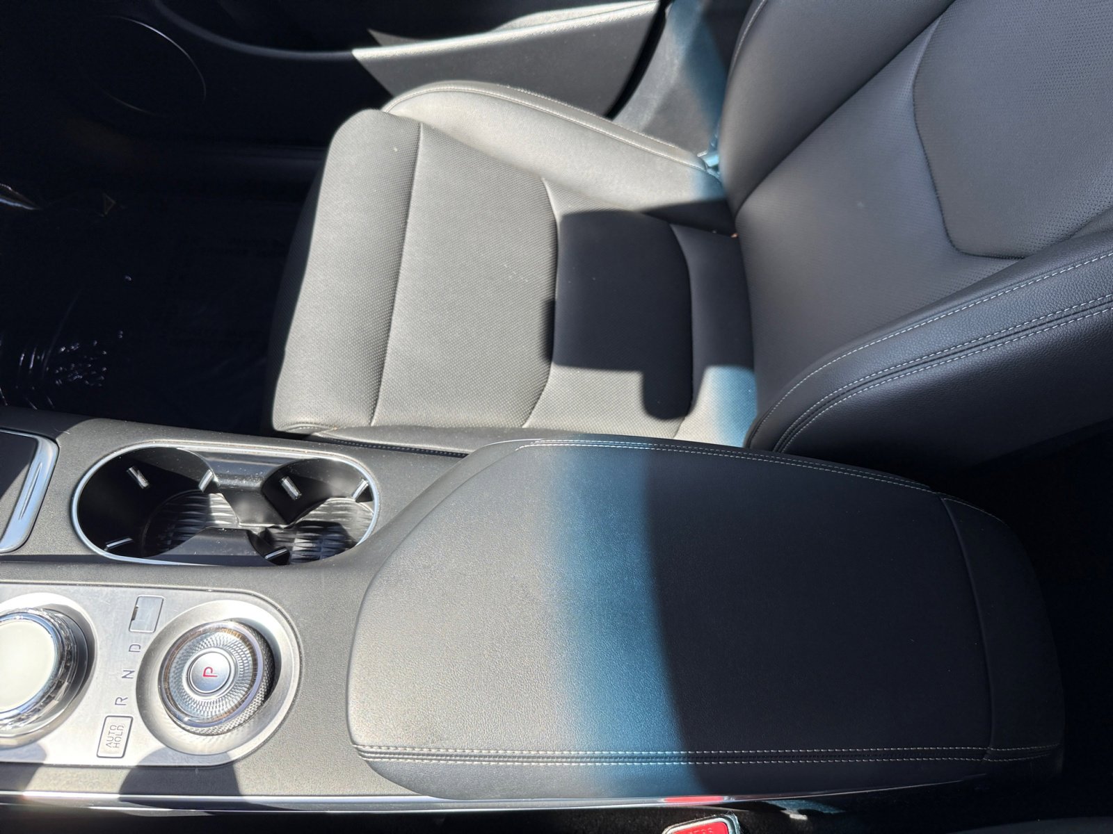 2023 Genesis GV70 2.5T photo 14