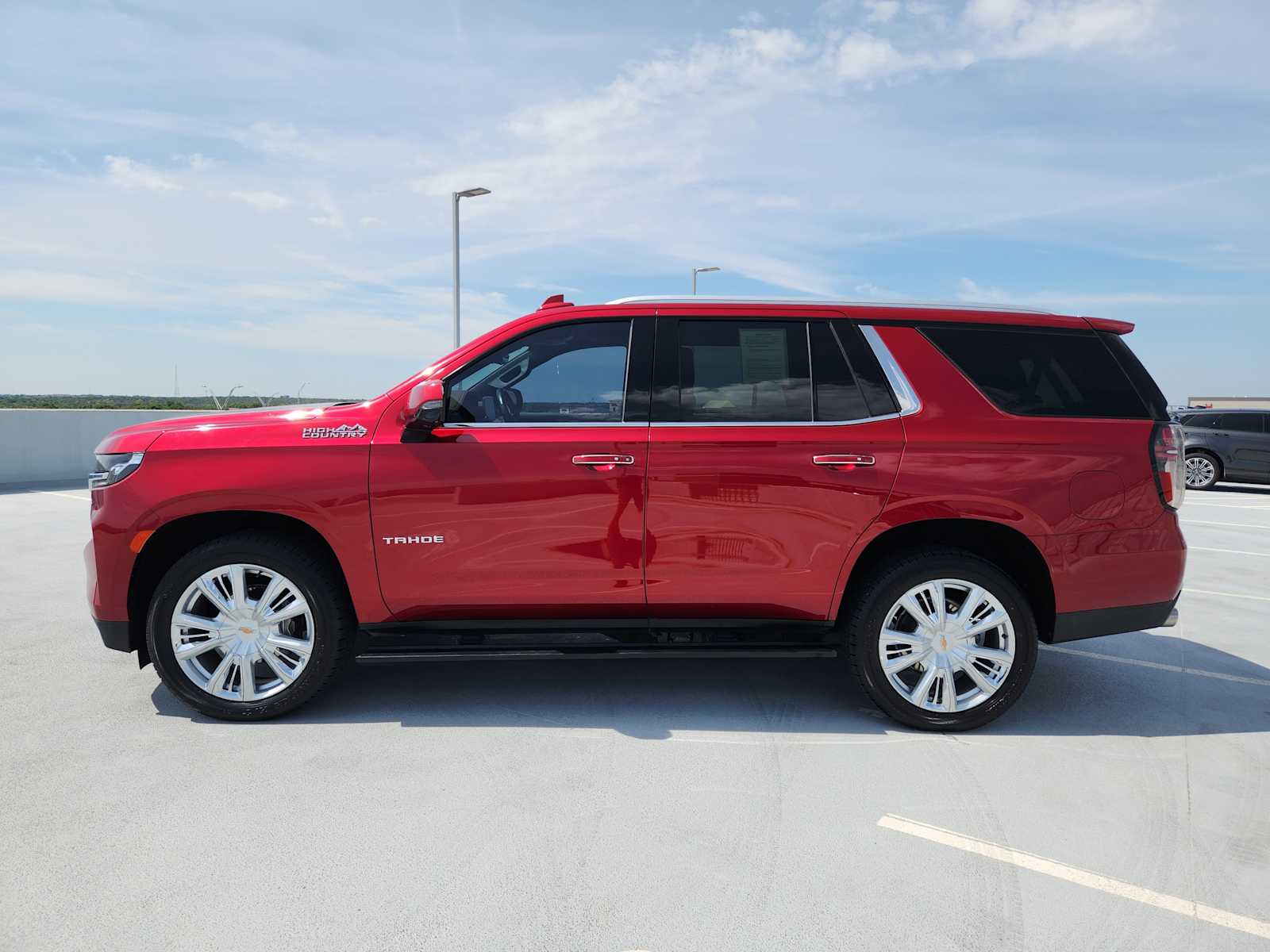 2023 Chevrolet Tahoe High Country photo 4