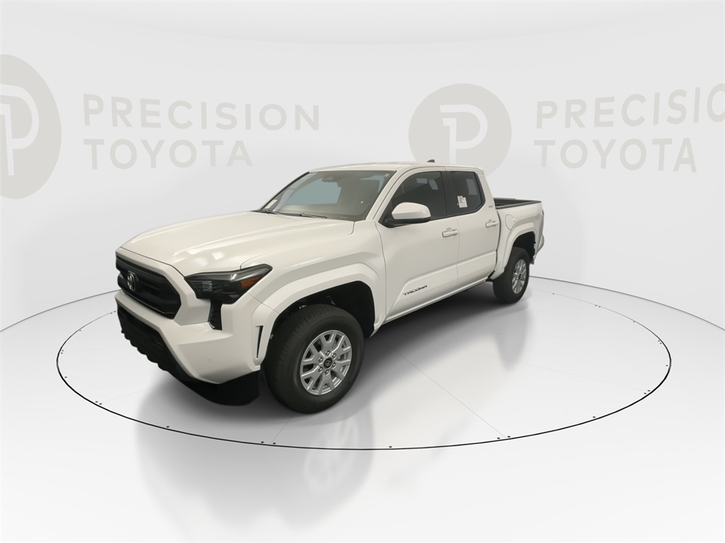 2025 Toyota Tacoma SR5 photo 6