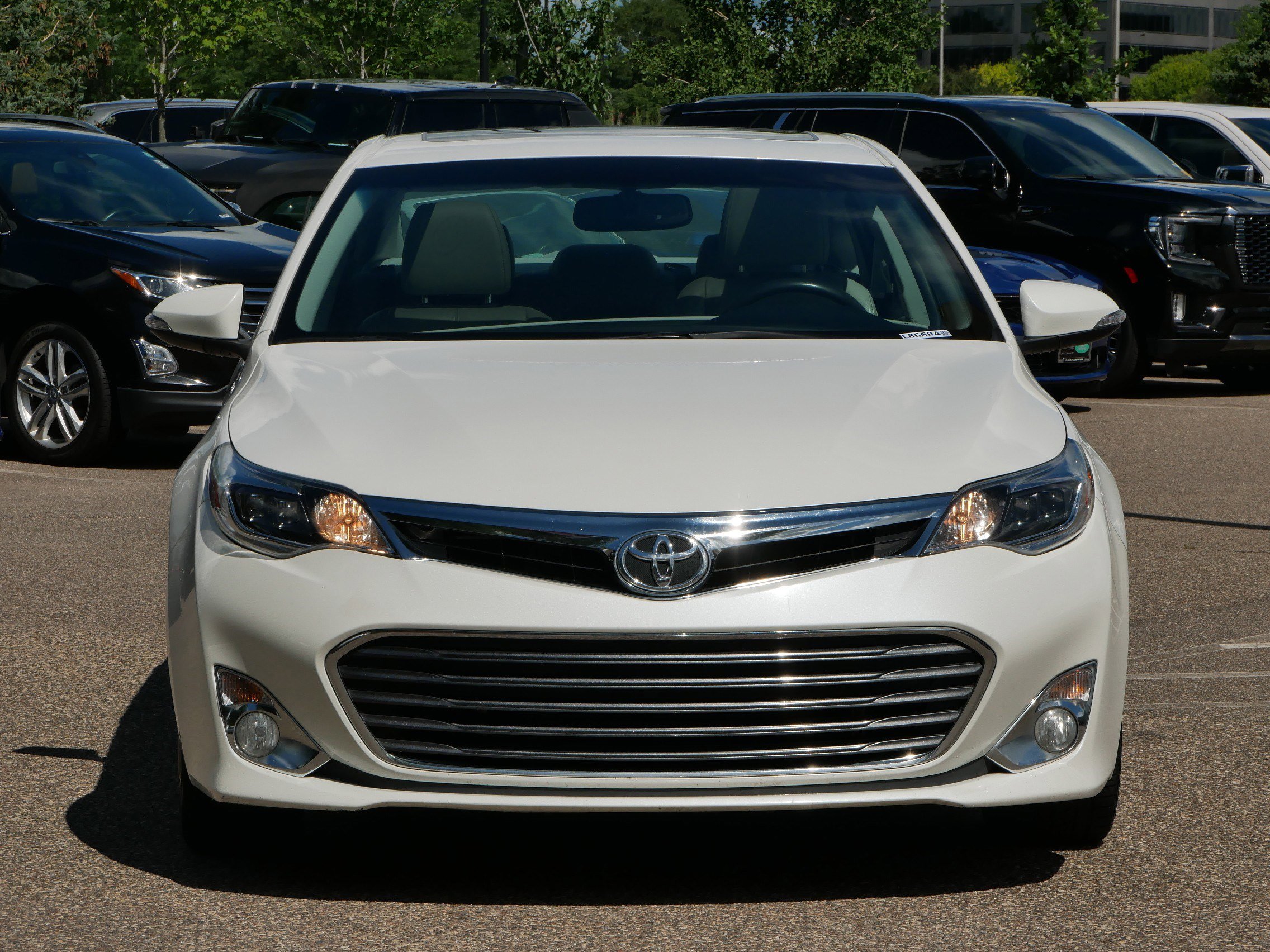 Used 2014 Toyota Avalon XLE Touring with VIN 4T1BK1EB0EU135333 for sale in Minneapolis, Minnesota