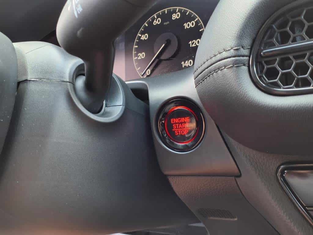 2026 Honda HR-V LX photo 7