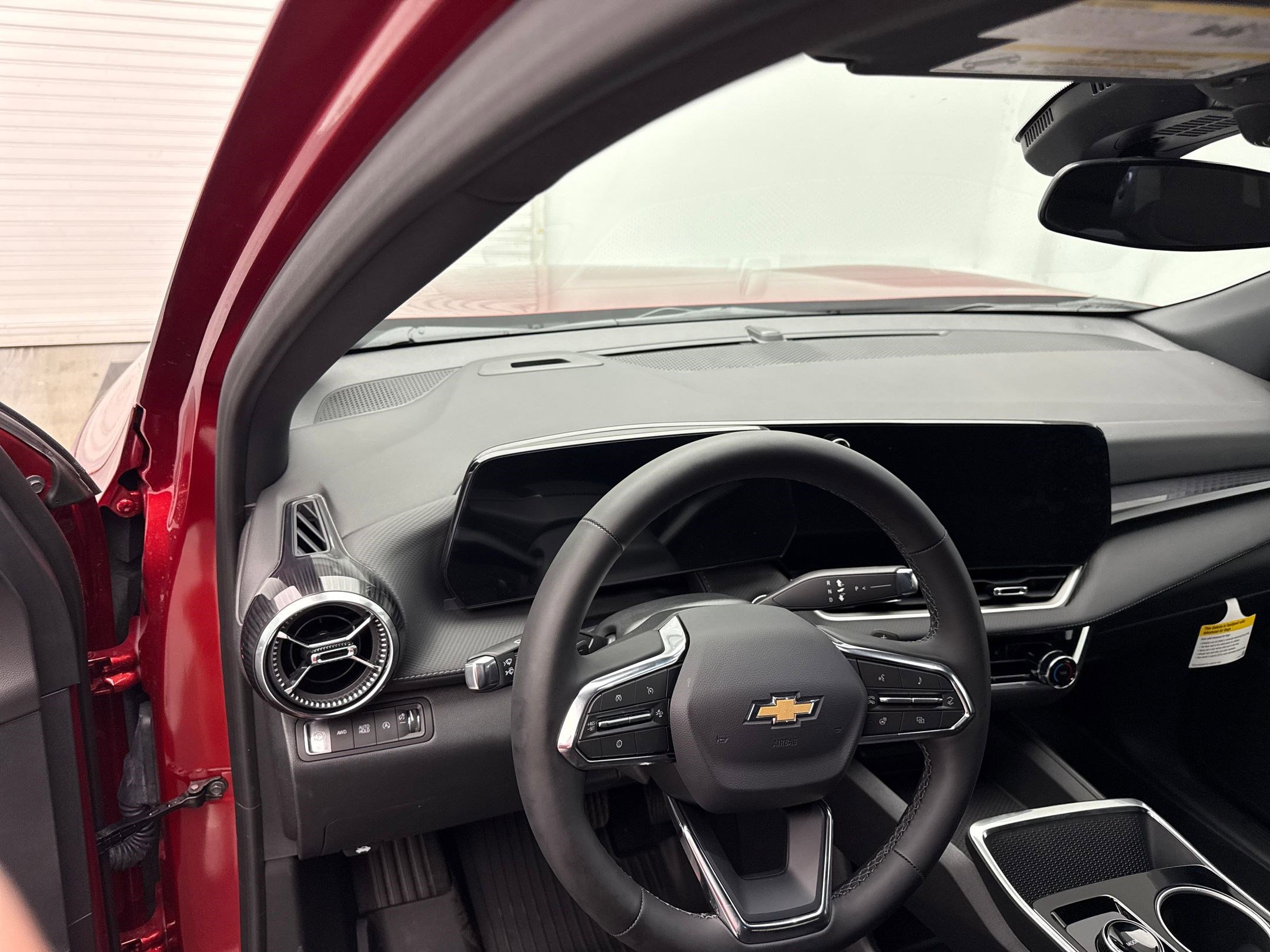 2026 Chevrolet Equinox LT photo 4