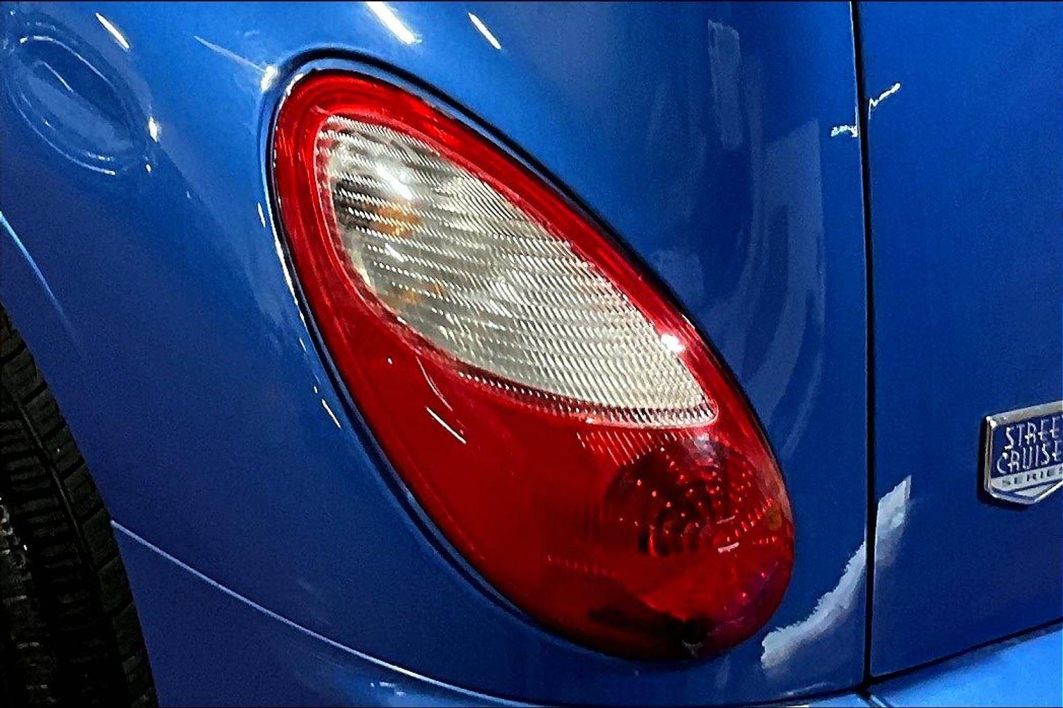 2007 Chrysler PT Cruiser Touring photo 24