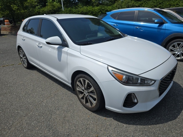 2018 Hyundai Elantra GT photo 2