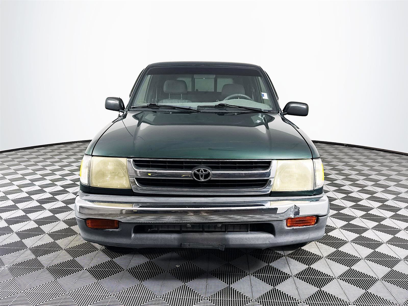 1999 Toyota Tacoma Base photo 2