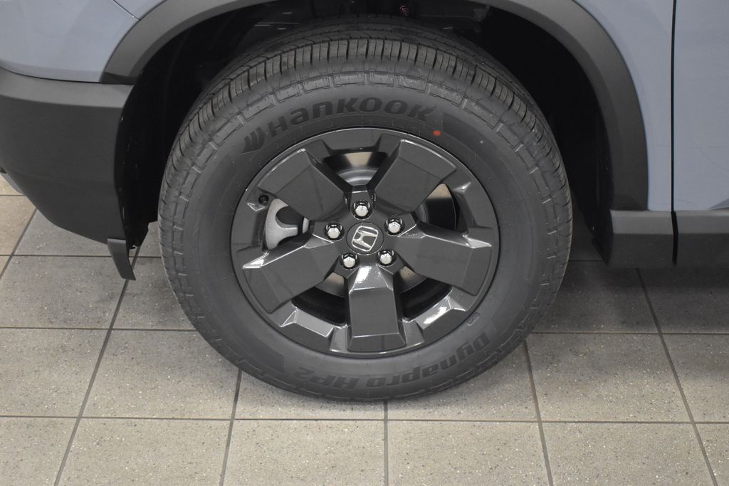 2026 Honda Passport photo 5