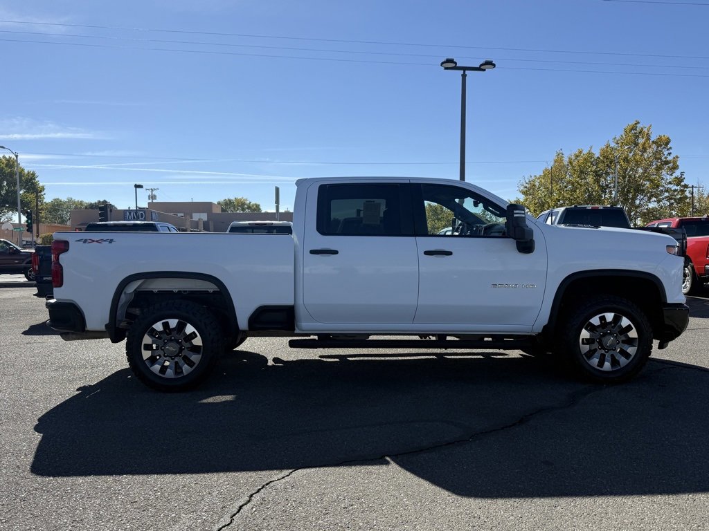2024 Chevrolet Silverado 2500HD Custom photo 4