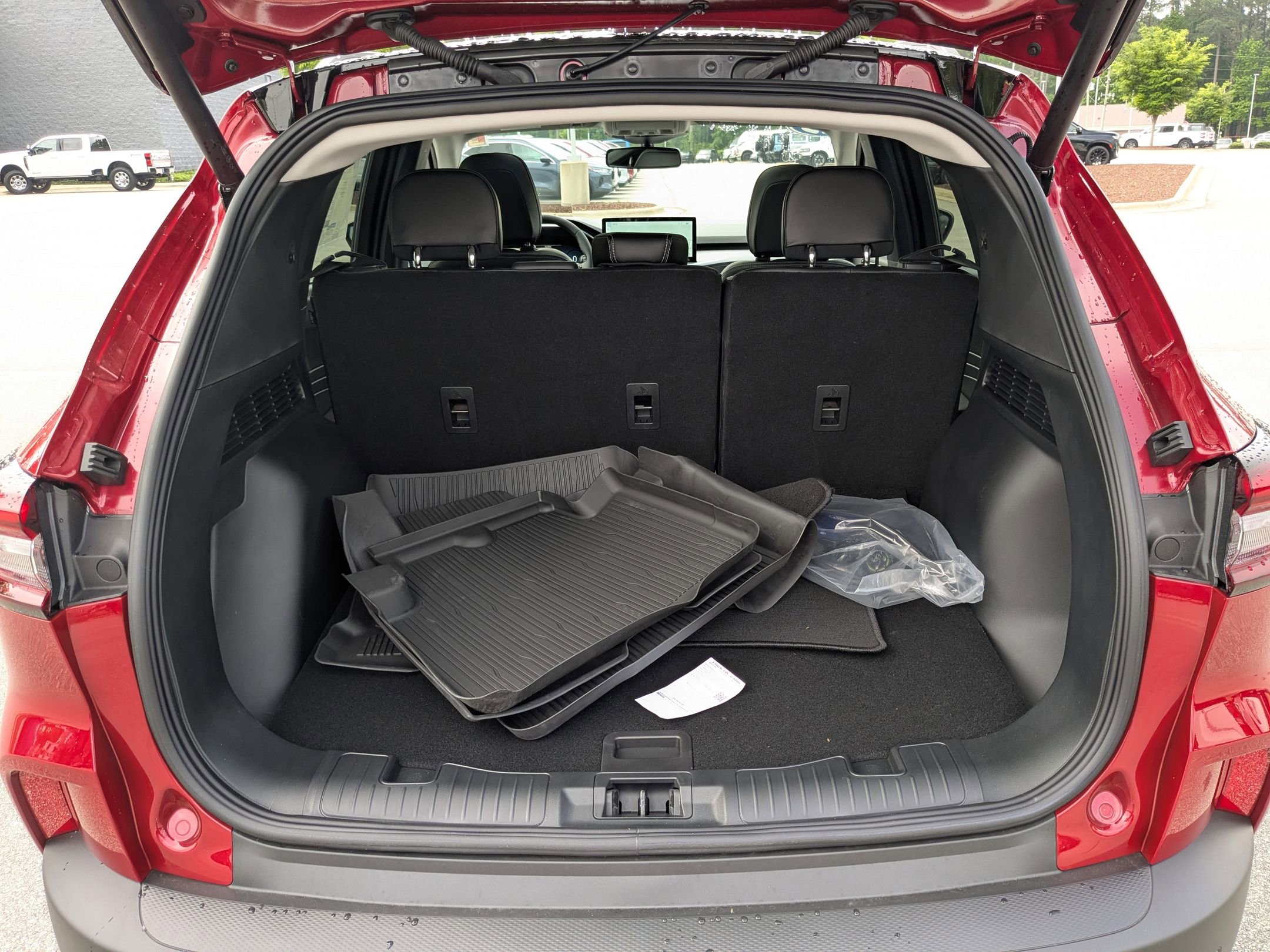 2025 Ford Escape Plug-In Hybrid photo 30