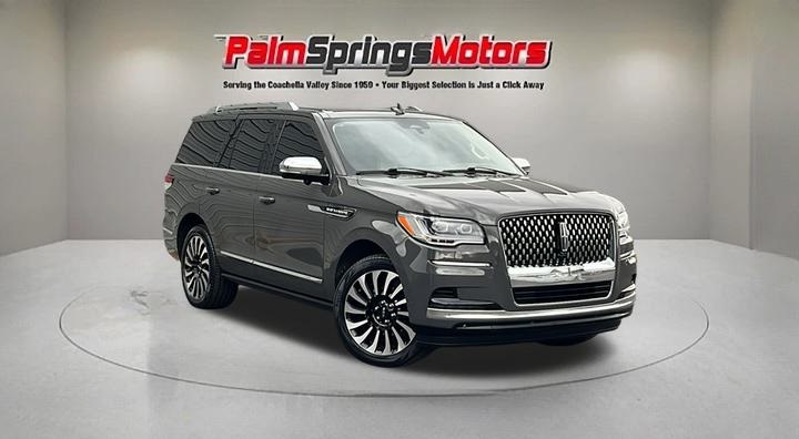 2024 Lincoln Navigator Black Label's photo