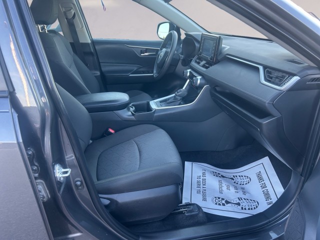 2022 Toyota RAV4 XLE photo 15