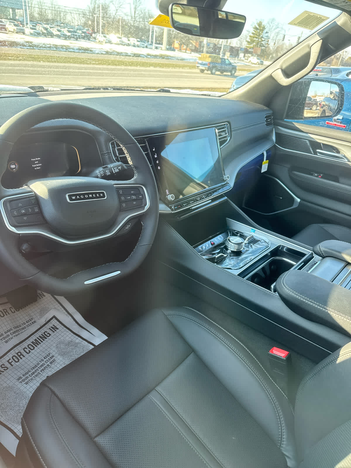 2025 Jeep Wagoneer Series II Carbide photo 4