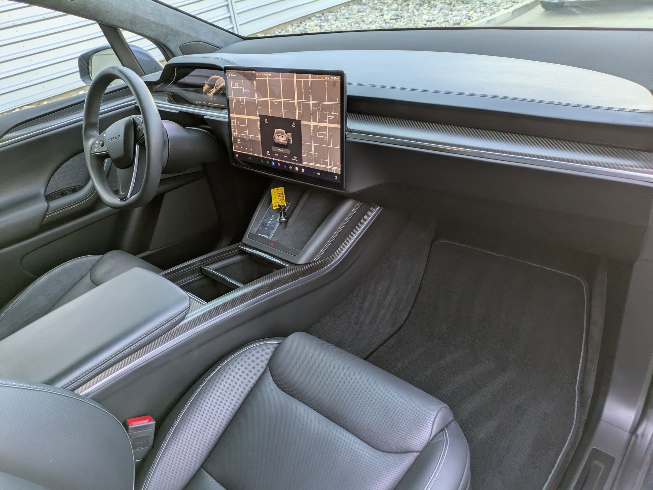 2022 Tesla Model X Plaid photo 26