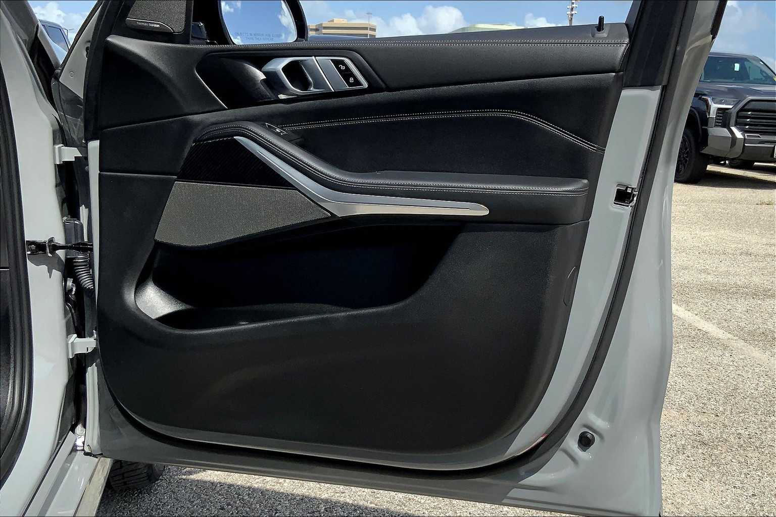 2024 Bmw X5 M60i photo 19