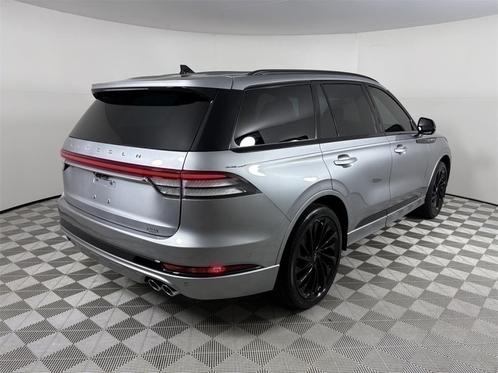 2024 Lincoln Aviator Reserve photo 2