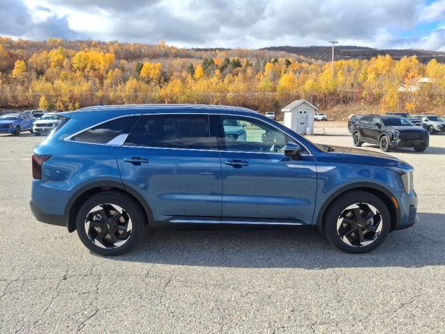 2026 Kia Sorento Hybrid EX photo 2