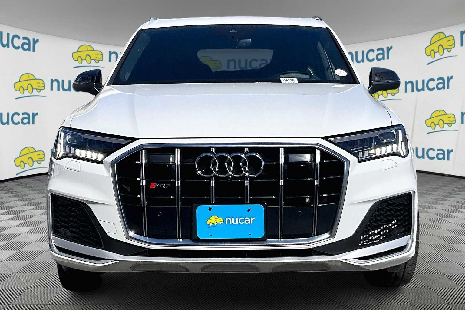 2022 Audi SQ7 Prestige photo 2