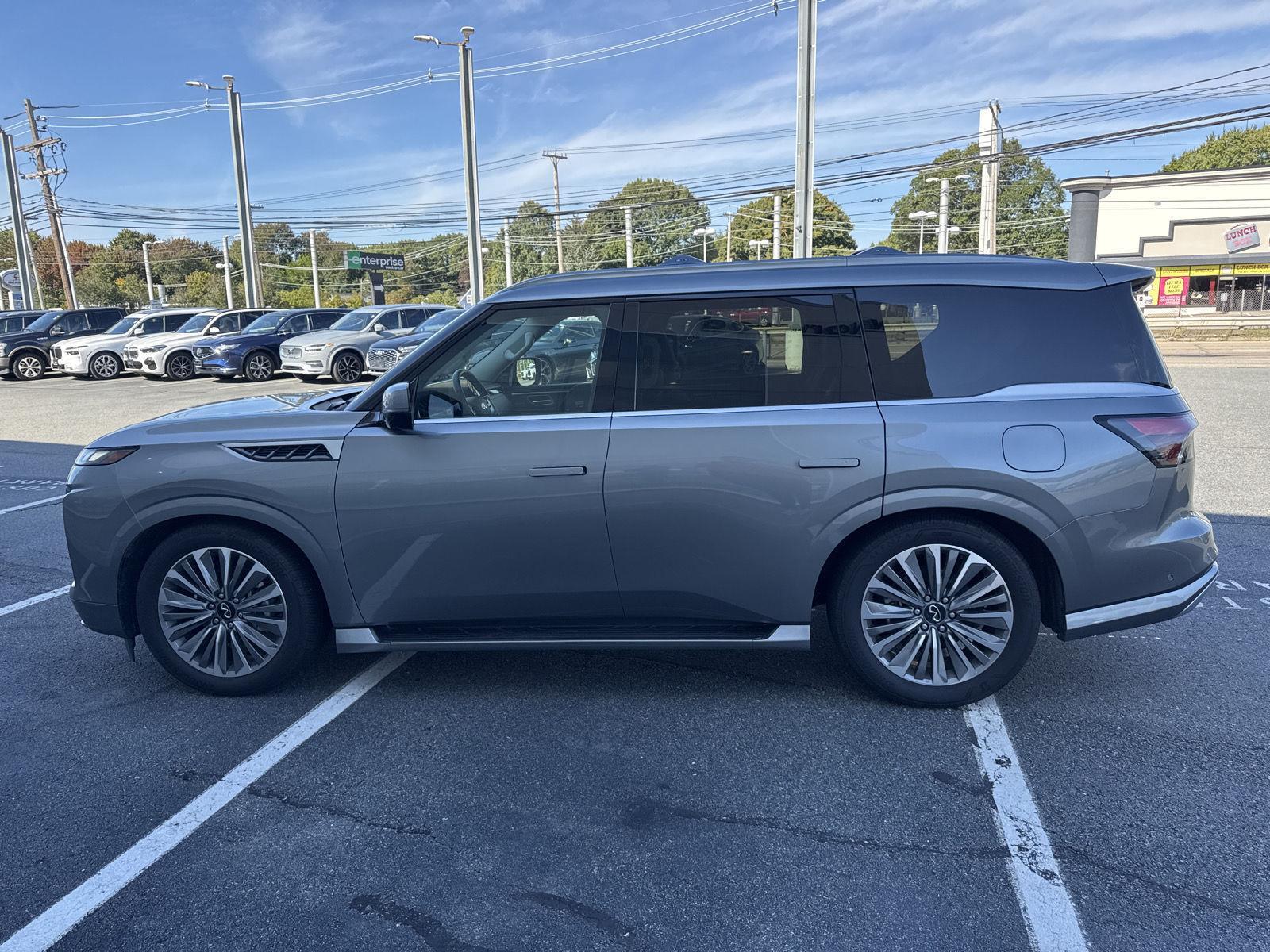 2025 Infiniti QX80 Sensory photo 6