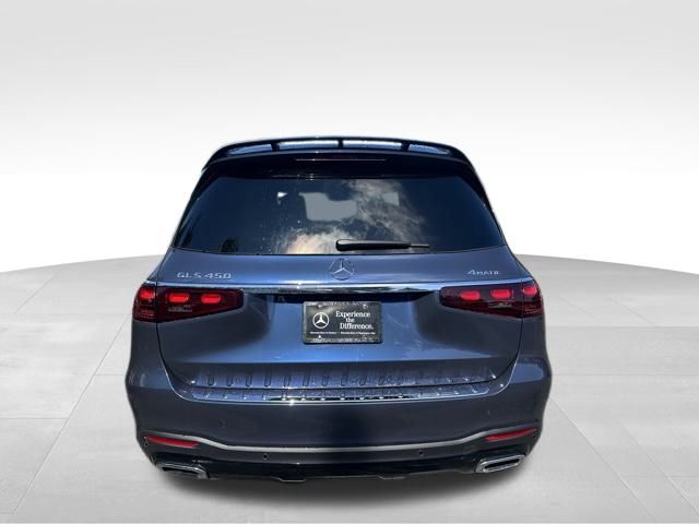 2026 Mercedes Benz GLS 450 4MATIC photo 3