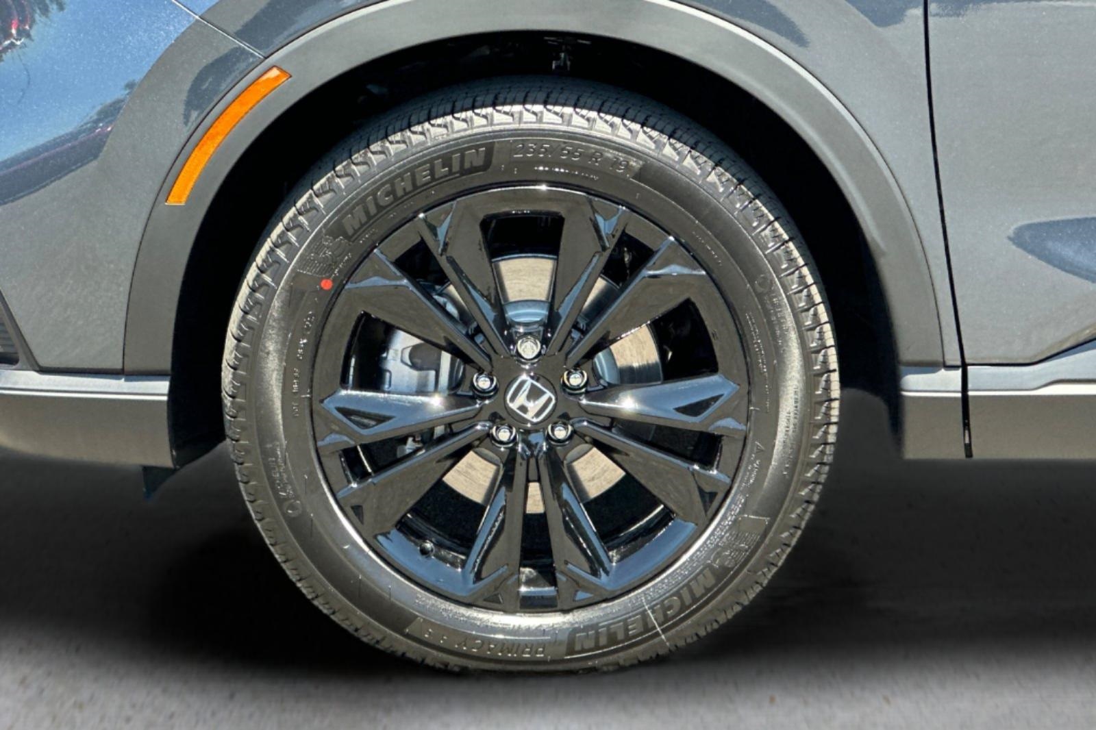 2026 Honda CR-V Sport Touring photo 28