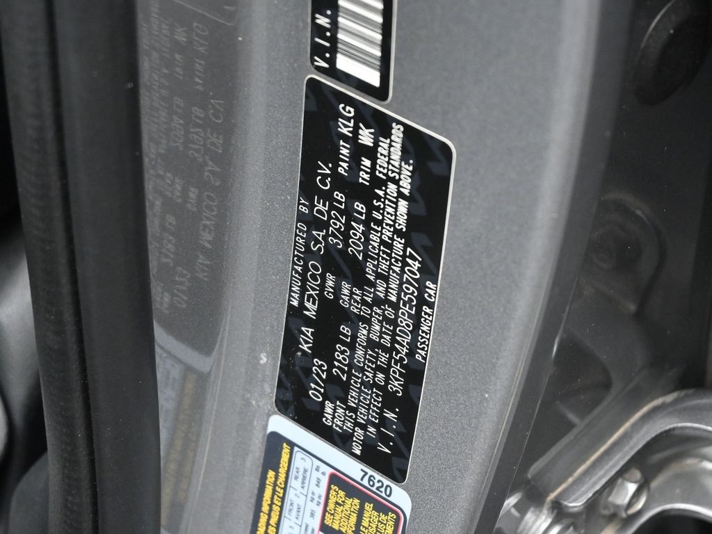 2023 Kia Forte GT-Line photo 15