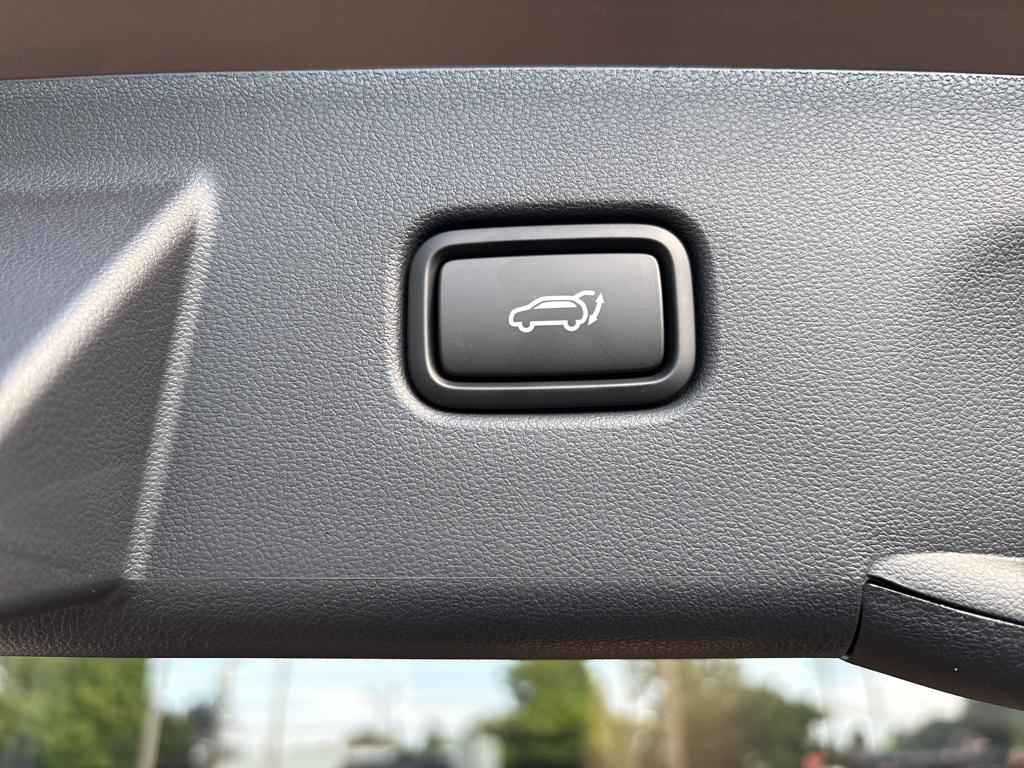 2025 Hyundai Tucson Hybrid SEL Convenience photo 18