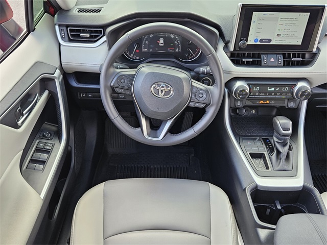 2024 Toyota RAV4 XLE Premium photo 8