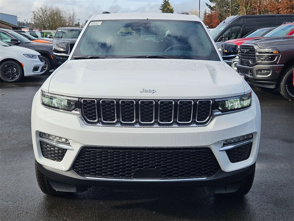 2025 Jeep Grand Cherokee Limited photo 2
