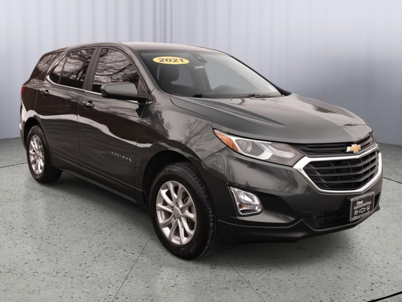 2021 Chevrolet Equinox LT's photo