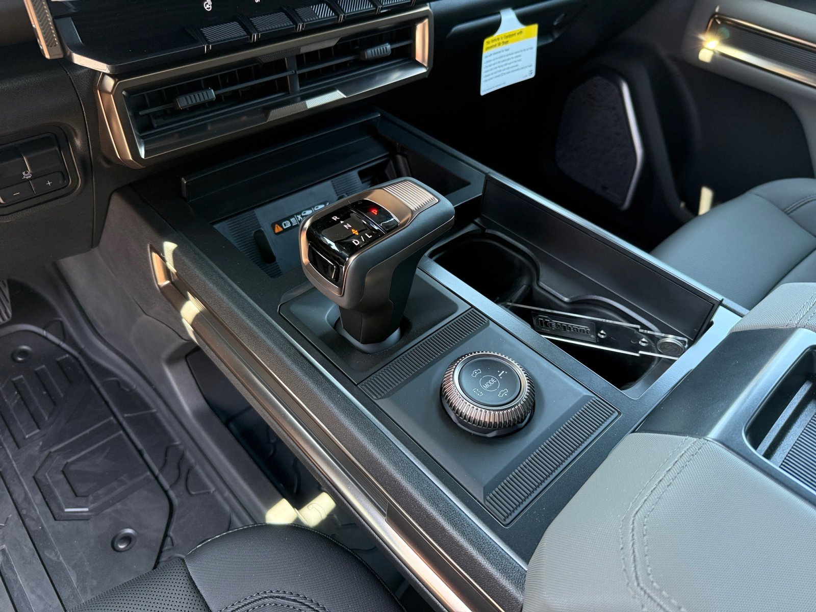 2025 Gmc Hummer EV Pickup photo 13